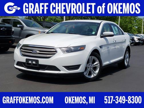 OXFORD WHITE 2016 Ford Taurus SEL
