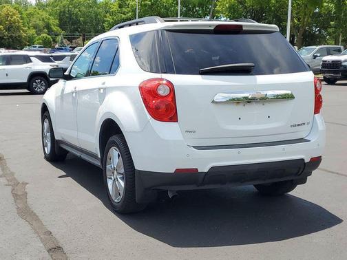 Summit White 2015 Chevrolet Equinox 2LT