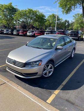 2014 Volkswagen Passat 2.0L TDI DSG SE w/Sunroof