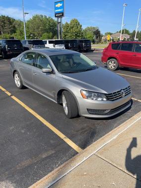 2014 Volkswagen Passat 2.0L TDI DSG SE w/Sunroof