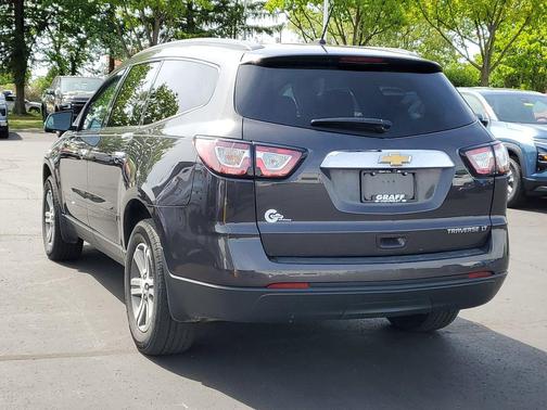 Tungsten Metallic 2015 Chevrolet Traverse 1LT