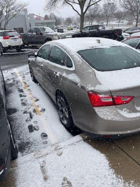 Mineral Gray Metallic 2023 Chevrolet Malibu FWD 1LT