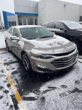 Mineral Gray Metallic 2023 Chevrolet Malibu FWD 1LT