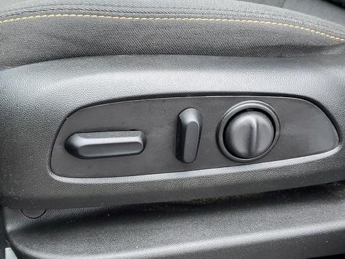 Cajun Red Tintcoat 2021 Chevrolet Equinox 1LT