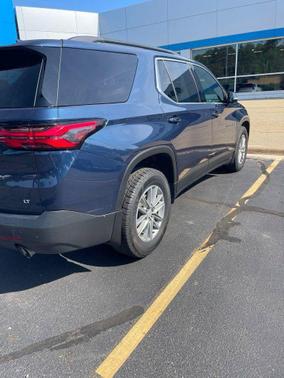 Northsky Blue Metallic 2022 Chevrolet Traverse LT Cloth