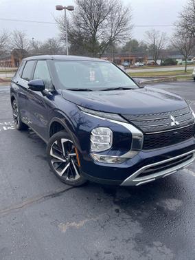 Cosmic Blue Metallic 2024 Mitsubishi Outlander SE 2.5 S-AWC