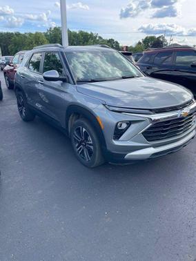 Sterling Gray Metallic 2024 Chevrolet Trailblazer LT