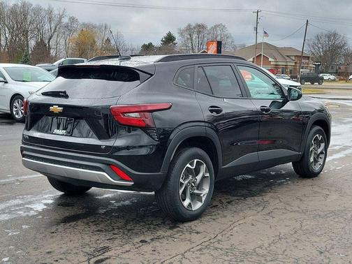 2024 Chevrolet Trax LT
