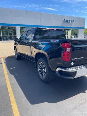 Black 2024 Chevrolet Silverado 1500 LT