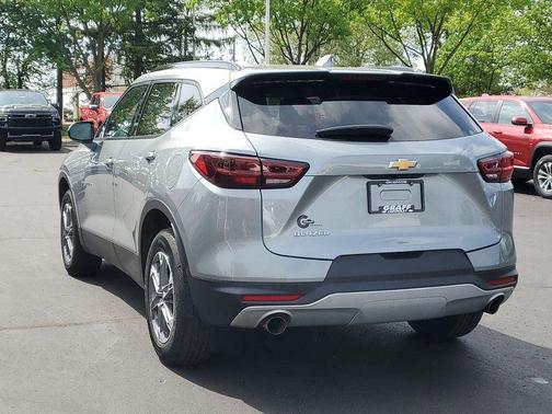 Sterling Gray Metallic 2023 Chevrolet Blazer 2LT