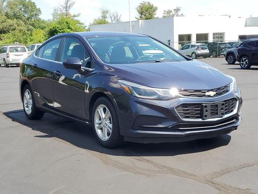 Blue Ray Metallic 2016 Chevrolet Cruze LT Auto