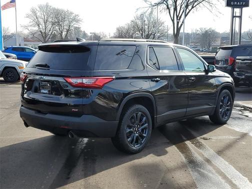 2021 Chevrolet Traverse RS