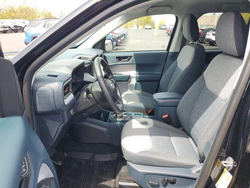 SHADOW BLACK 2024 Ford Maverick XLT