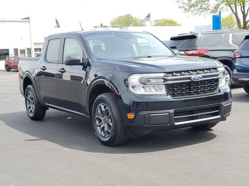 SHADOW BLACK 2024 Ford Maverick XLT