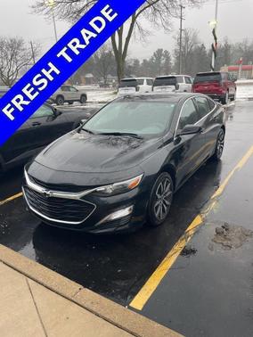 2023 Chevrolet Malibu FWD RS