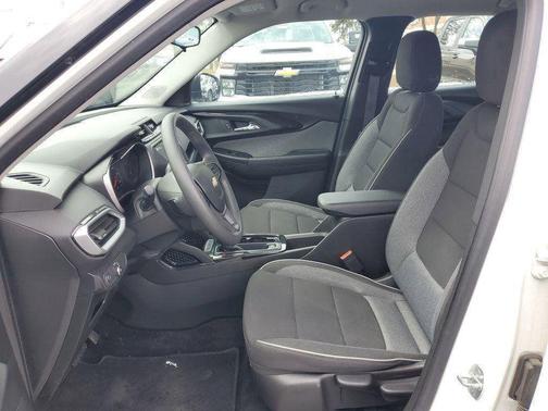 Summit White 2023 Chevrolet Trailblazer LS