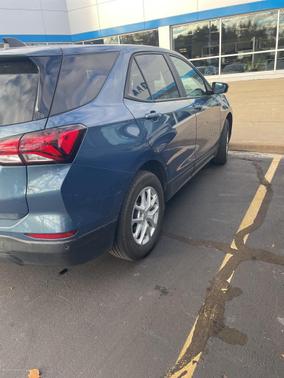 2024 Chevrolet Equinox LS
