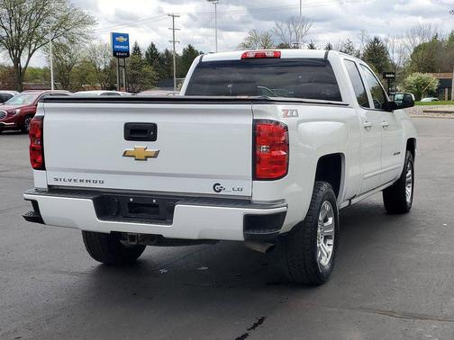 Summit White 2019 Chevrolet Silverado 1500 2LT