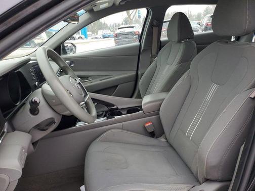 2022 Hyundai ELANTRA HEV Blue