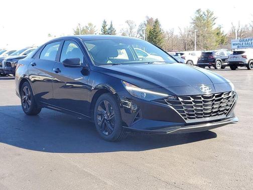 2022 Hyundai ELANTRA HEV Blue