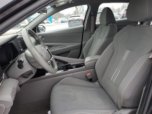 2022 Hyundai ELANTRA HEV Blue