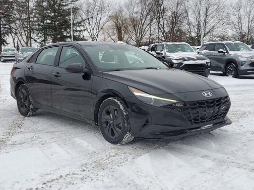 2022 Hyundai ELANTRA HEV Blue