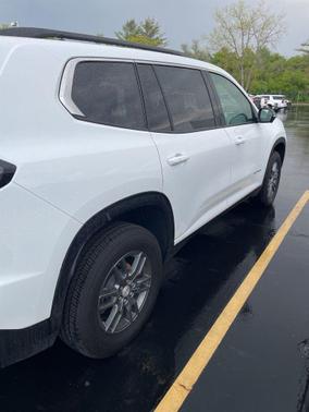 Summit White 2025 GMC Acadia AWD Elevation