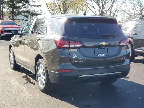 Harvest Bronze Metallic 2023 Chevrolet Equinox 1LT
