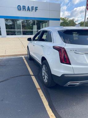 Crystal White Tricoat 2023 Cadillac XT5 Premium Luxury