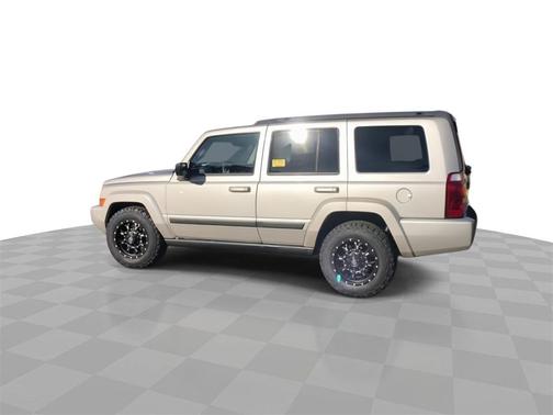 2007 Jeep Commander Sport
