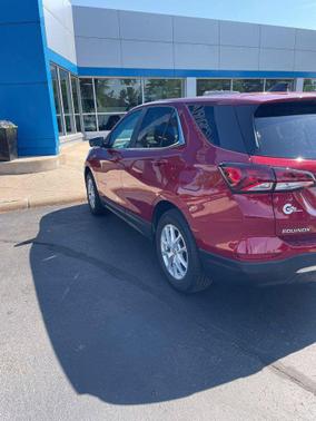 Radiant Red Tintcoat 2024 Chevrolet Equinox 1LT