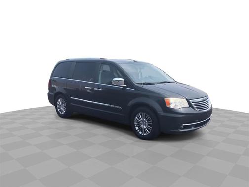 2011 Chrysler Town & Country Limited