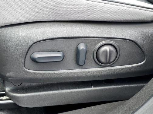 Sterling Gray Metallic 2025 Chevrolet Trailblazer LT