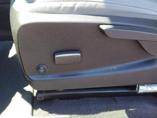 Cherry Red Tintcoat 2022 Chevrolet Colorado WT