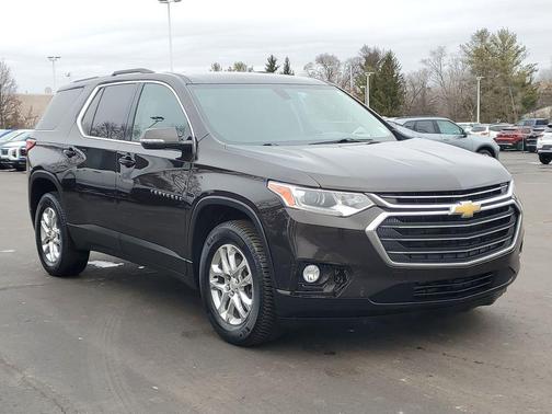 2018 Chevrolet Traverse LT Cloth