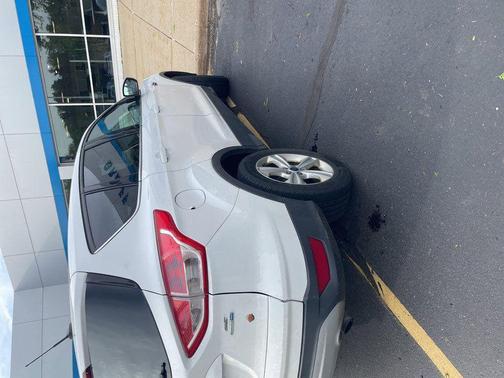 OXFORD WHITE 2014 Ford Escape SE