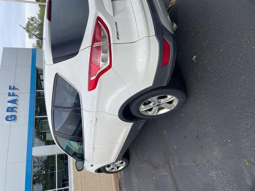 OXFORD WHITE 2014 Ford Escape SE