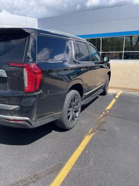 Onyx Black 2024 GMC Yukon SLT
