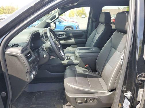 Onyx Black 2024 GMC Yukon SLT