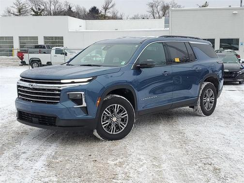2024 Chevrolet Traverse LT