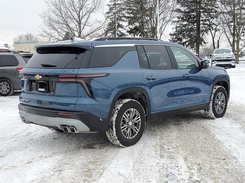 2024 Chevrolet Traverse LT
