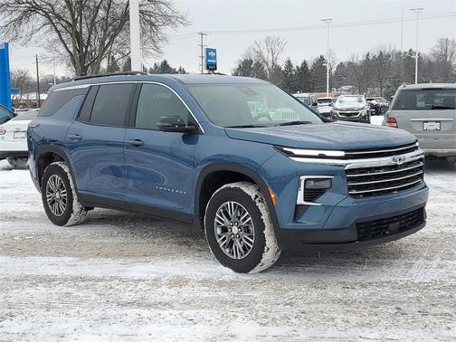 2024 Chevrolet Traverse LT