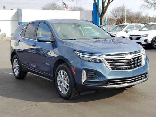 Lakeshore Blue Metallic 2024 Chevrolet Equinox 1LT