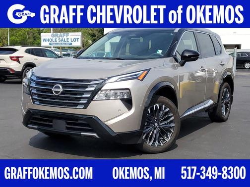 Champagne Silver Metallic/Super Black 2024 Nissan Rogue Platinum