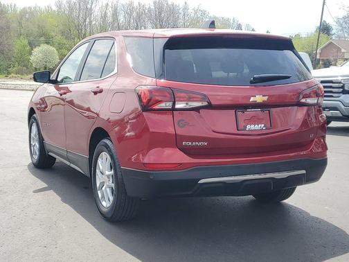 Radiant Red Tintcoat 2024 Chevrolet Equinox 1LT