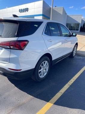 Summit White 2024 Chevrolet Equinox 1LT