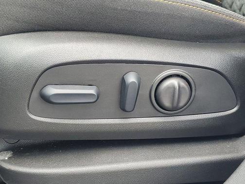 Summit White 2024 Chevrolet Equinox 1LT