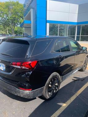 Mosaic Black Metallic 2024 Chevrolet Equinox LS