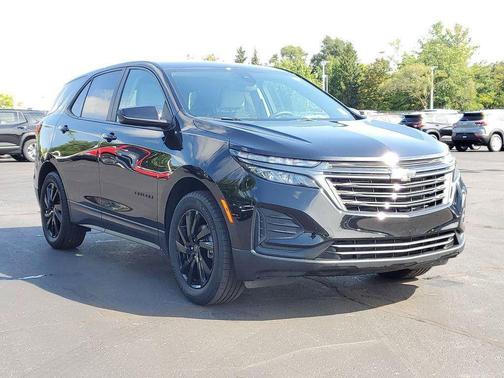Mosaic Black Metallic 2024 Chevrolet Equinox LS