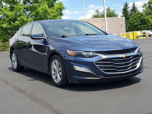 Northsky Blue Metallic 2019 Chevrolet Malibu LT